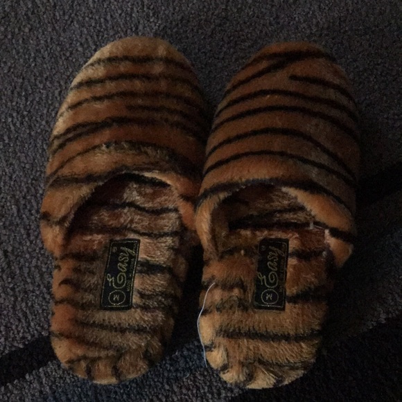 tiger slippers - Picture 2 of 4